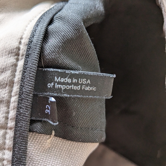 THEORY Men Short Classic Fit Size 32 Made In USA Color Kaki/Gray - Picture 6 of 10